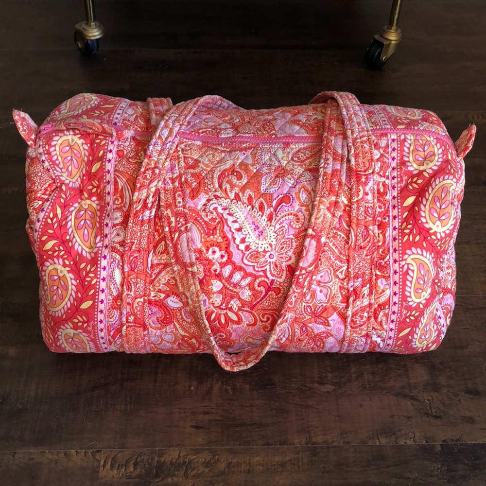 Vera Bradley Small Tote & Cosmetic Case ✨